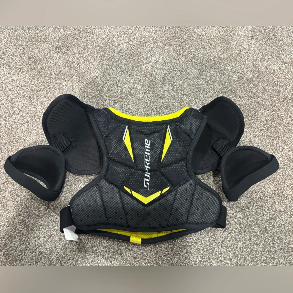 Bauer Supreme Youth Hockey Shoulder Pads - Picture 3 of 3